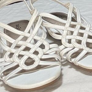 Elegant White Women's Sandals​